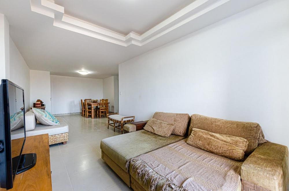 Excelente Apartamento No Melhor Point De Itauna A 100 M Da Praia Saquarema Exterior photo